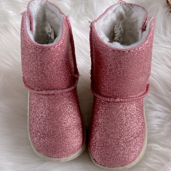 wonder nation Other - 🏷$2 when bundled with other items pink glitter boots by wonder nation